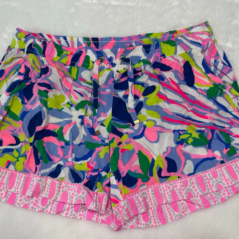 Lilly Pulitzer light weight beach shorts - Picture 2 of 4